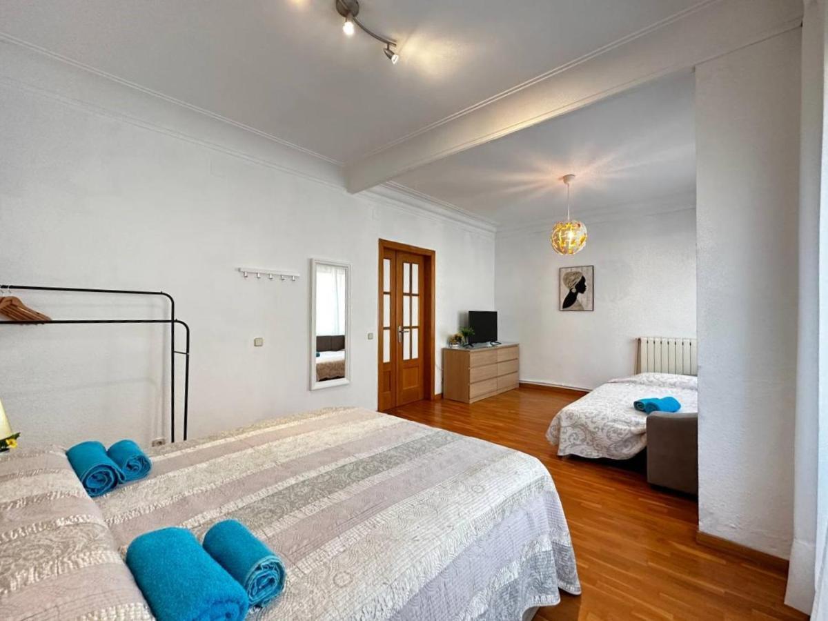 Habitaciones Acogedoras Барселона Экстерьер фото