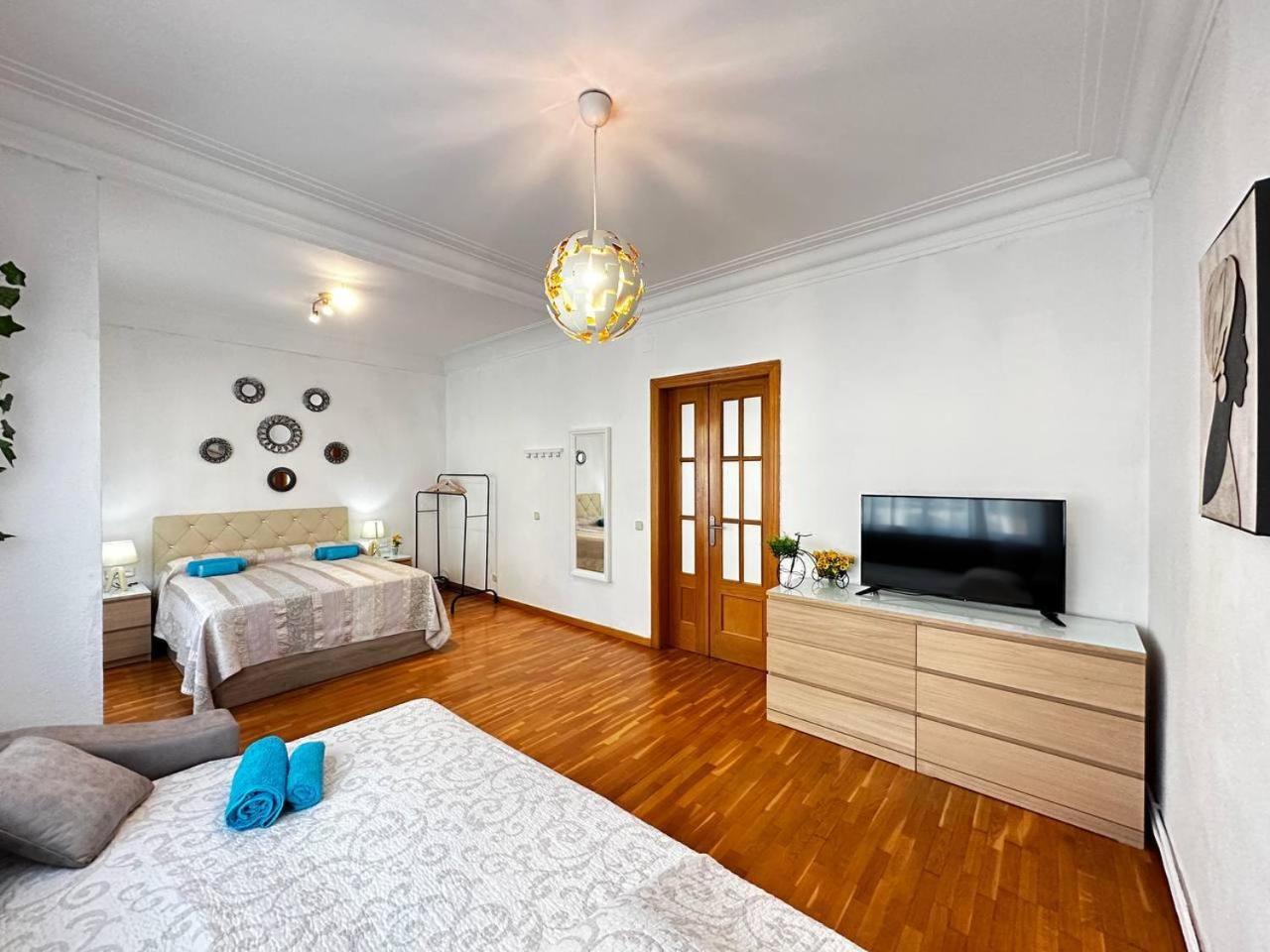 Habitaciones Acogedoras Барселона Экстерьер фото