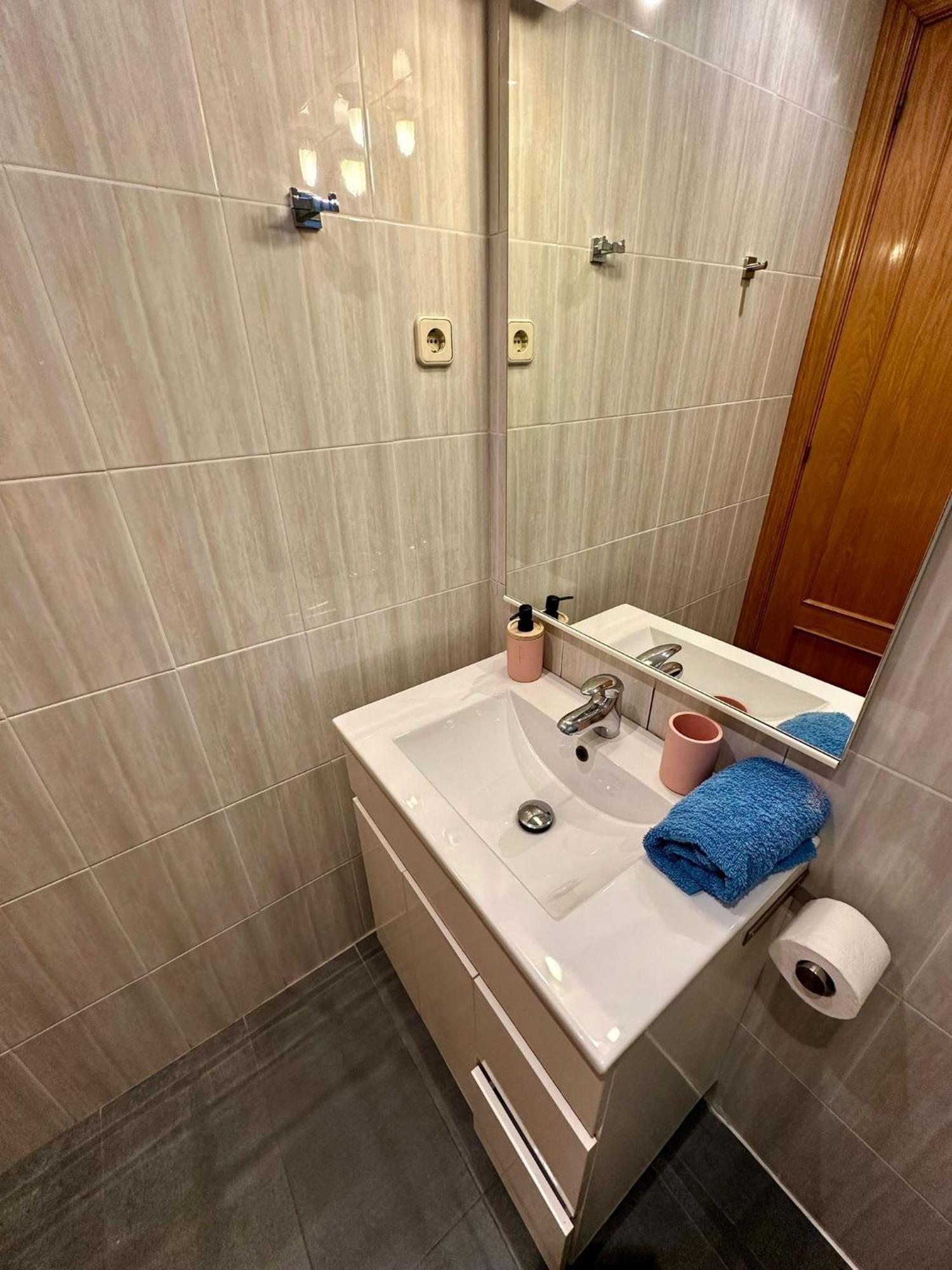 Habitaciones Acogedoras Барселона Экстерьер фото